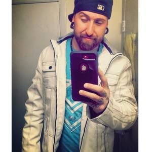 Meet your Posher, Travis